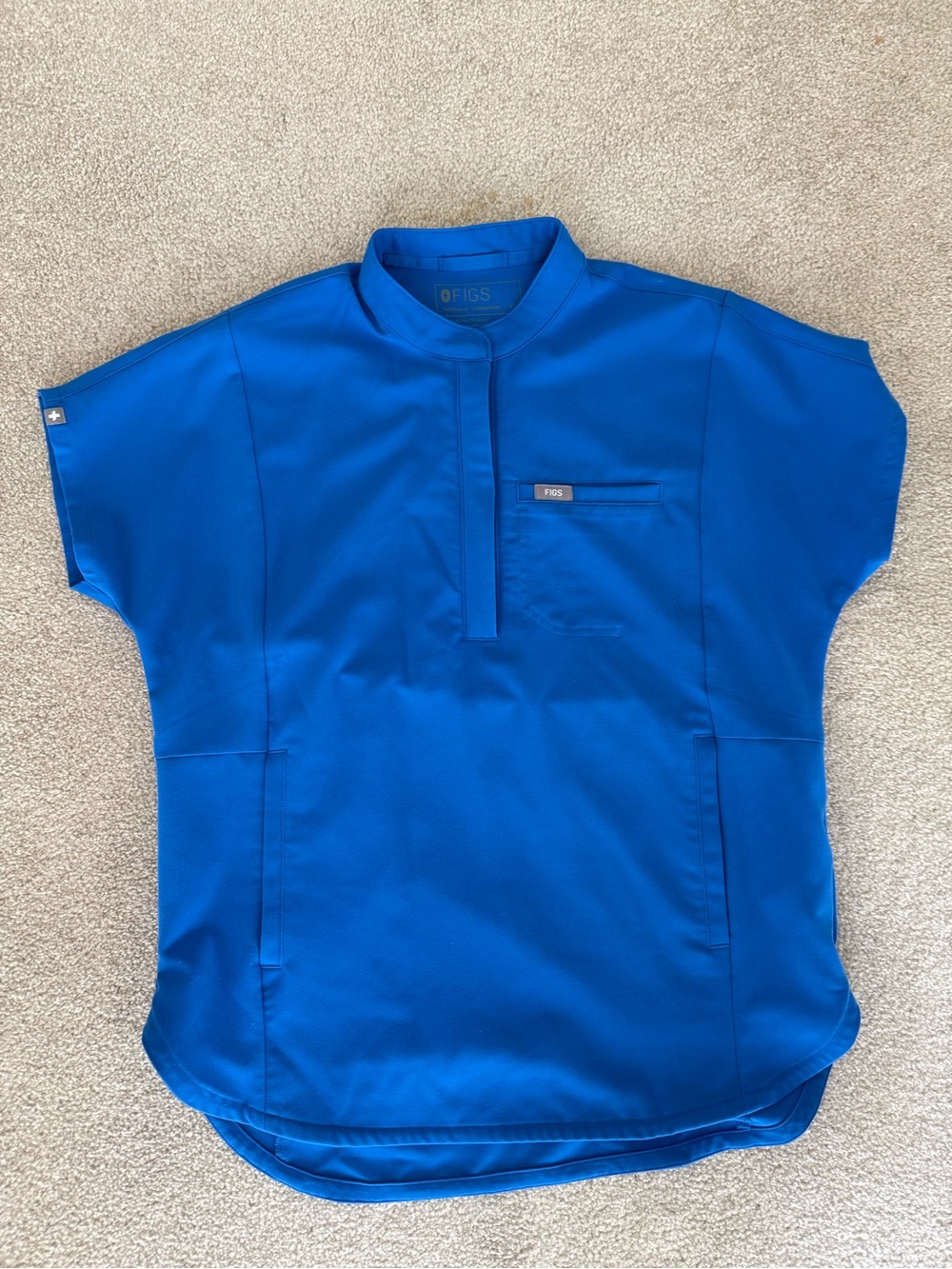 FIGS Scrub top